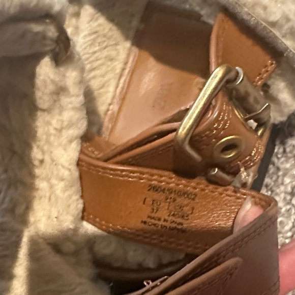 Zara Cream Shearling Strap Sandals - Picture 12 of 14